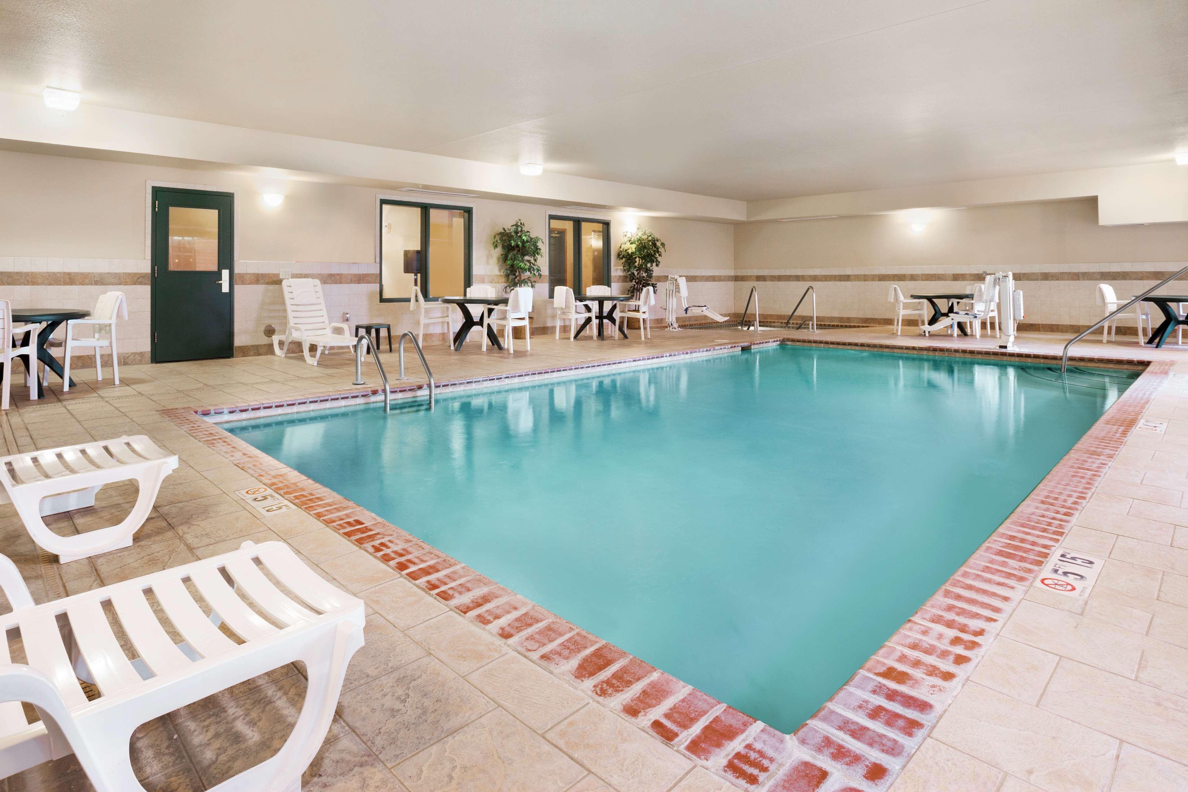 Country Inn & Suites By Radisson, Northwood, Ia Εξωτερικό φωτογραφία